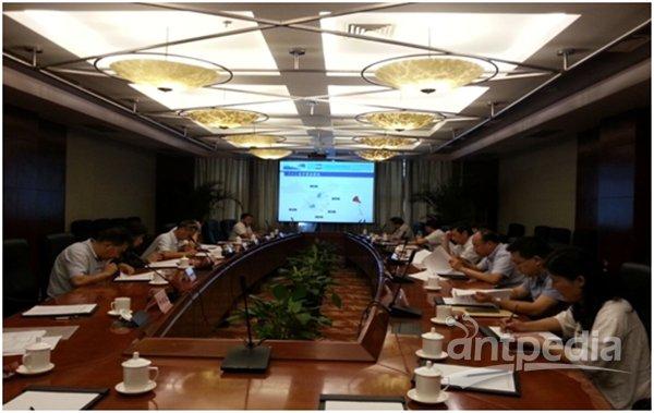 企业产品和服务标准专家组会议在京召开